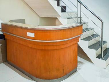 OYO 90394 Guest House Sentosa