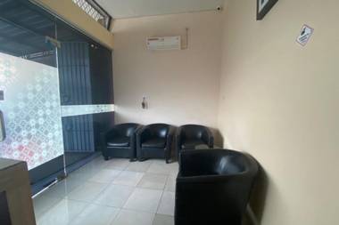 Vaccinated Staff - OYO 90548 Kika Homestay