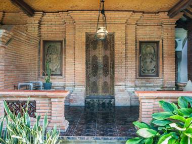 The Grand Sunti Resort