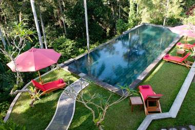 Suara Air Luxury Villa Ubud