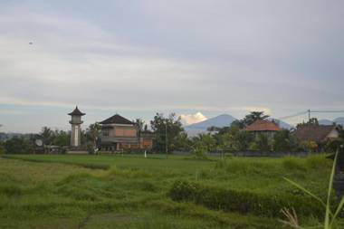 Nick's Hidden Cottages by Mahaputra-CHSE Certified