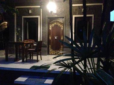 Suastika Guest House