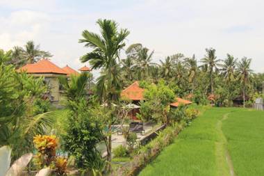 Nur Guest House by Purely