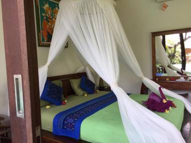 Merthayasa Bungalow 2