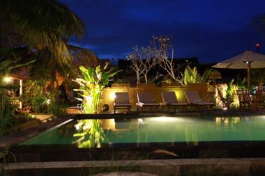 Bali Sunshine Homestay And Art Gallery