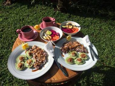 Teba Jati Guest House