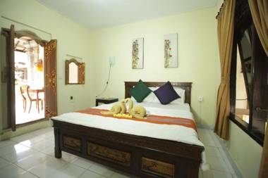 Liang House and Hostel