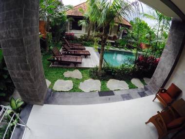 Cahyatika Bed & Breakfast