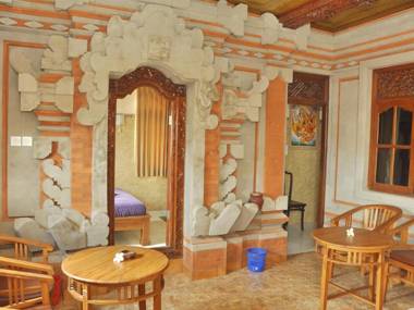 Mira Family Homestay