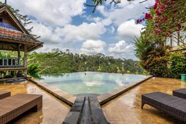Tirta Asri Ubud Villa