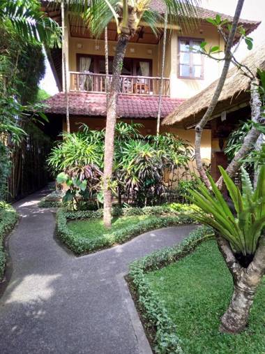 Ubud Lestari Bungalows