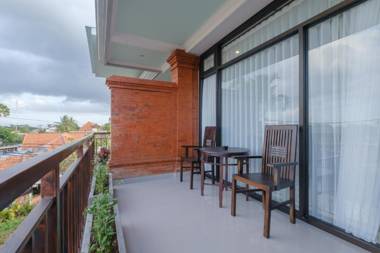 Grey House Monkey Forest