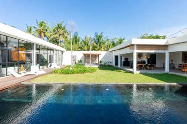 Rouge - Loft Matahari