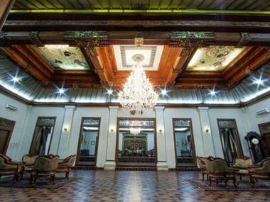 Kusuma Sahid Prince Solo Hotel