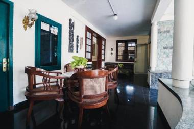 RedDoorz Plus @ Purwosari