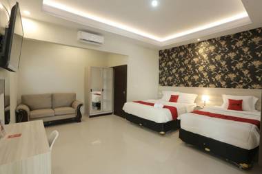 RedDoorz Plus near Solo Paragon Mall