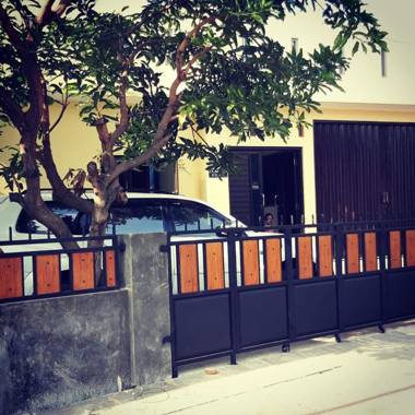 OMO Inn Solo RedPartner