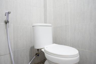 RedDoorz near Jalan Adi Sucipto Solo