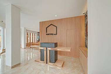 Collection O 90774 Homi Stay