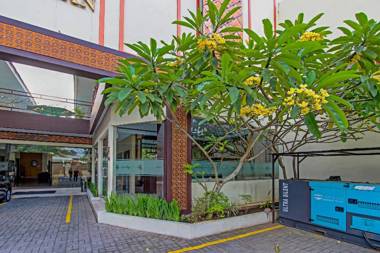 Capital O 91515 Grand Sahman