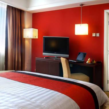 Java Paragon Hotel & Residences