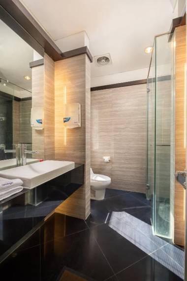 Life Emerald Hotel Surabaya