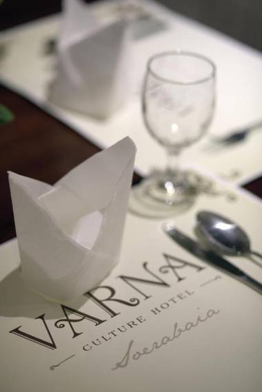 Varna Culture Hotel Soerabaia