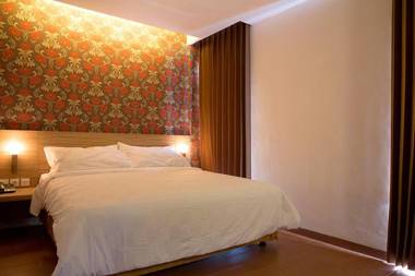DeMira Hotel