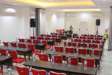 The Win Hotel Surabaya