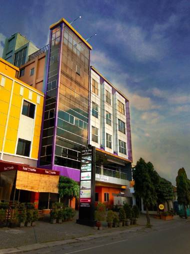 Nite And Day Surabaya - Gunungsari