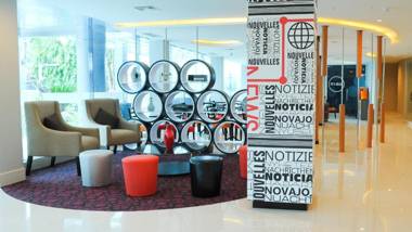 News Hotel by Graha Pena Jawa Pos