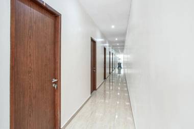 OYO 134 Lg Residence