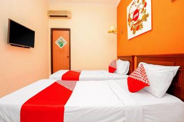 OYO 1225 Hotel Dibino