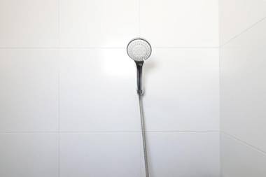 RedDoorz Plus near Cito Mall Surabaya