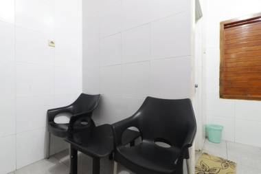 RedDoorz Plus near Cito Mall Surabaya