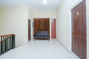 RedDoorz At Sukomanunggal Surabaya