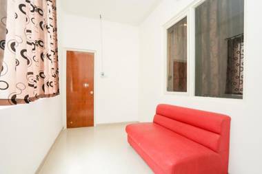 RedDoorz At Sukomanunggal Surabaya