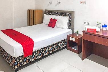 RedDoorz near Bukit Darmo Golf