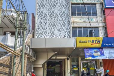 KoolKost Syariah near Kaza Mall Surabaya