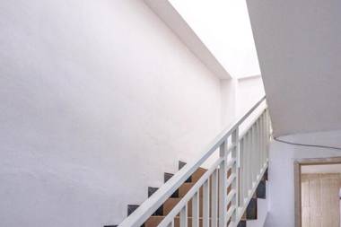 KoolKost Syariah @ Dukuh Kupang (Minimum Stay 30 Nights)