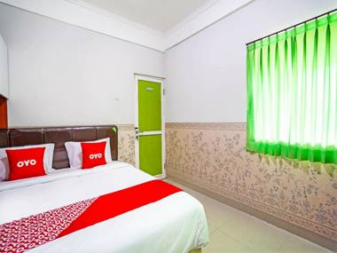 OYO 90651 Green House Citraland