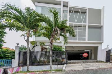 OYO 90935 Rumah Kost Metroliving