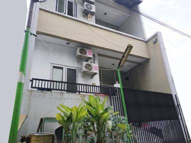 OYO 91165 Undaan Residence