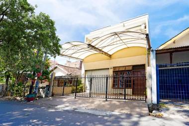 SPOT ON 91360 Swk 68 Syariah