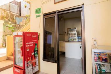 RedDoorz Syariah near Jembatan Merah Plaza