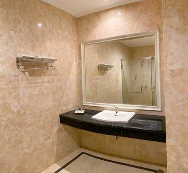 Grand Empire Palace Hotel