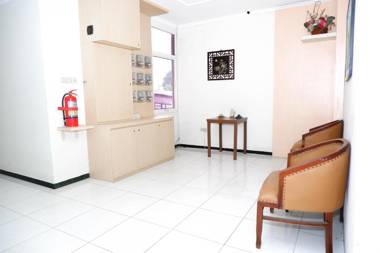 OYO 389 Sky Guesthouse