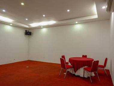 RedDoorz At Jalan Sriwijaya Semarang