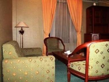 New Siliwangi Hotel And Restaurant