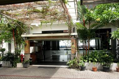 Kesambi Hijau Hotel